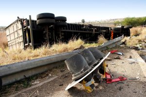 Los conductores de camiones pueden solicitar una indemnización. No espere a que se investigue su accidente de camión