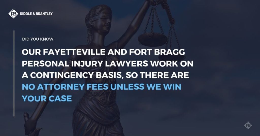 Fayetteville Abogados de Lesiones - No hay honorarios a menos que ganemos - Riddle y Brantley