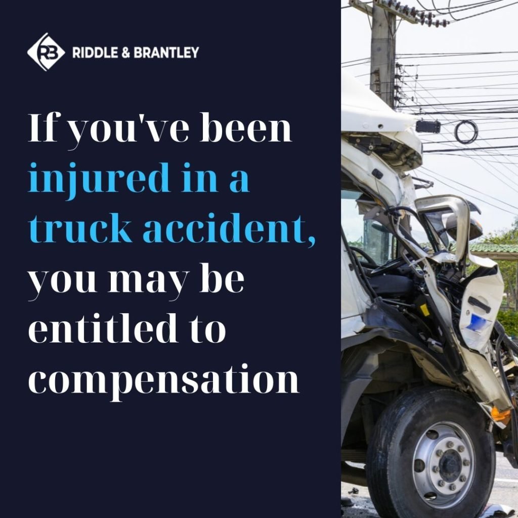 Abogado de Accidente de Camión Ayudando a Clientes en Cary - Riddle &amp; Brantley