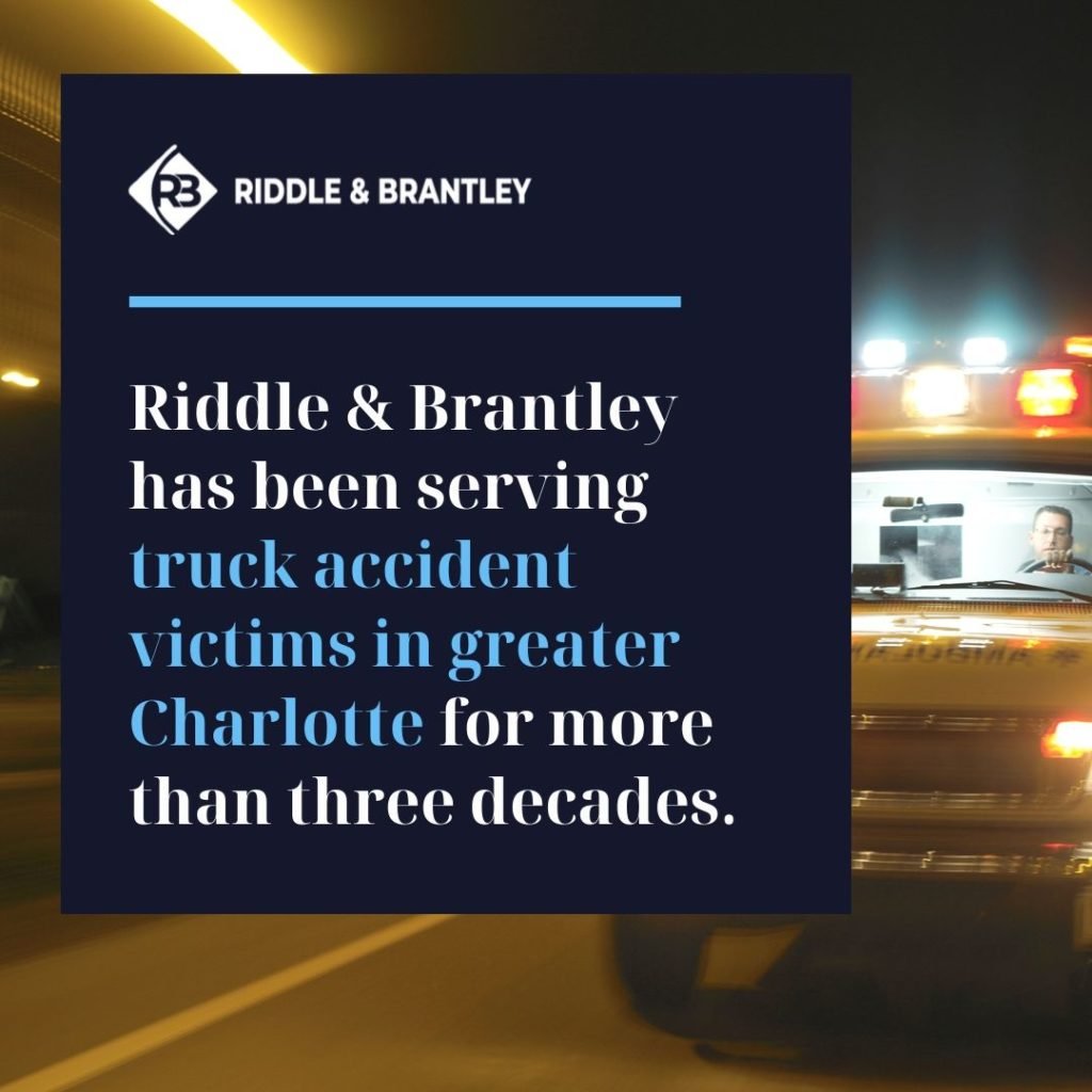 NC Abogado de Accidente de Camión Sirviendo Greater Charlotte - Riddle y Brantley