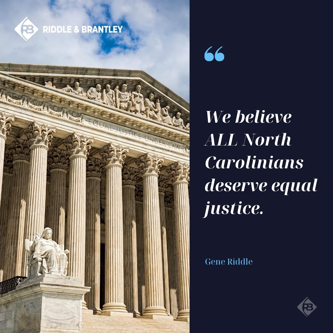 Justicia para Carolina del Norte - Riddle &amp; Brantley