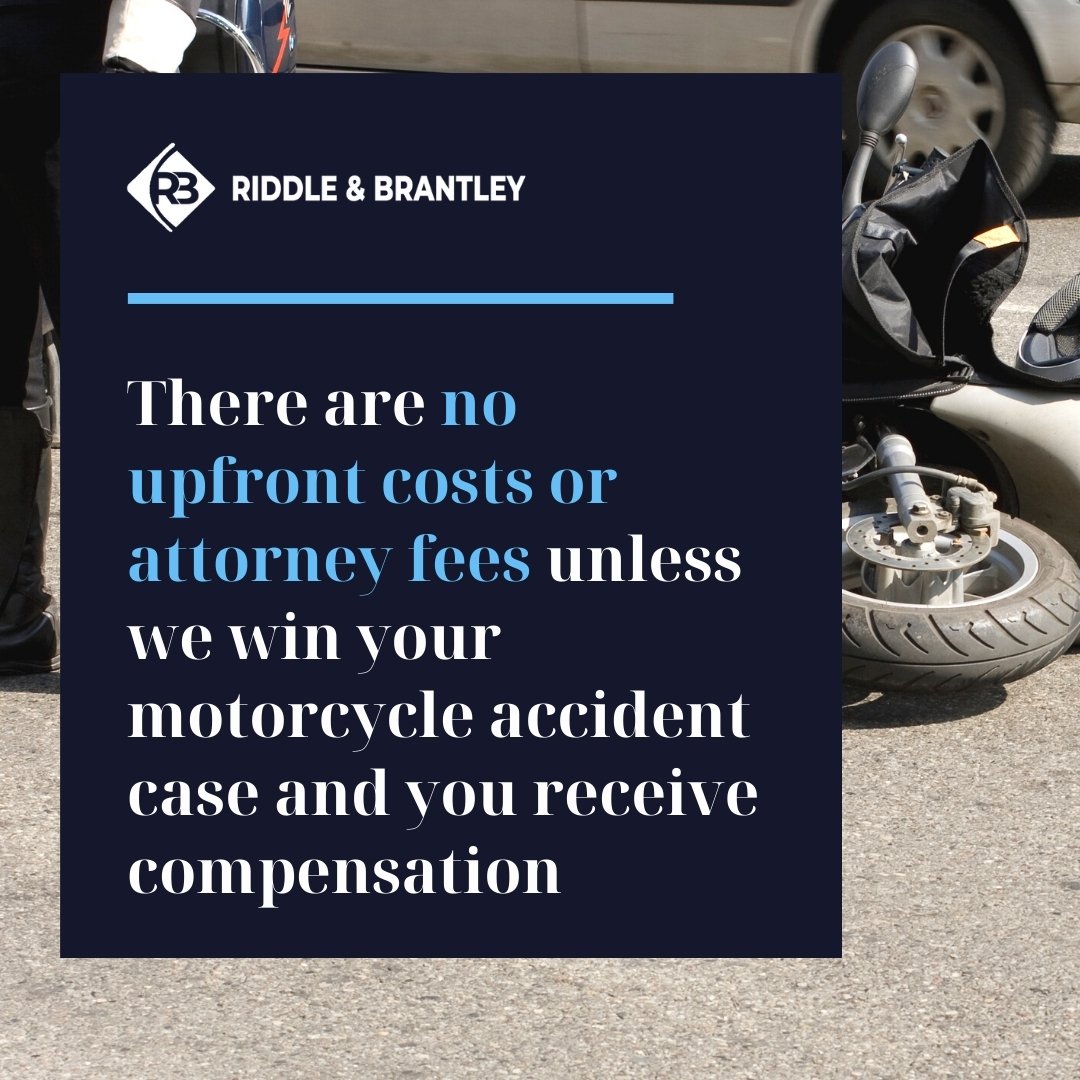 Abogado de accidente de motocicleta asequible manejo de casos en Kannapolis - Riddle y Brantley