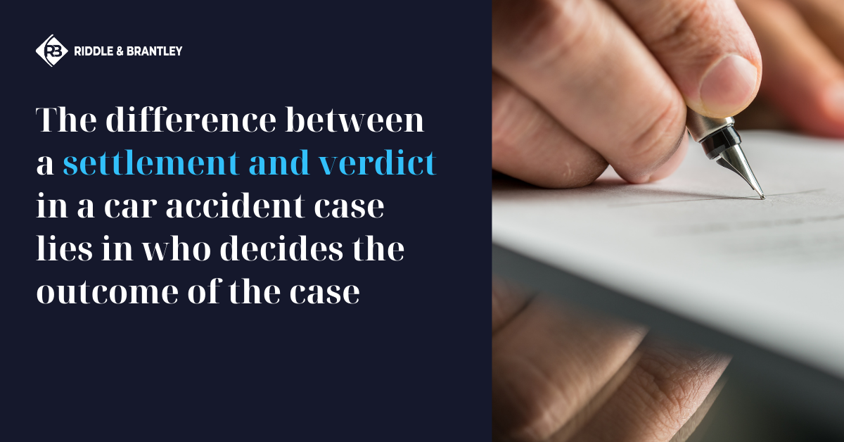 The difference between a settlement and verdict in a car accident case lies in who decides the outcome of the case.