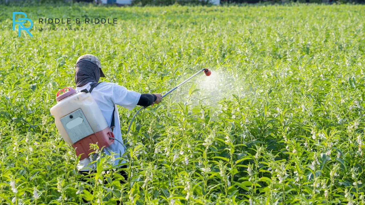 is paraquat used on tobacco Which Crops Sprayed On? Carcinogenic effects of paraquat-based herbicides: